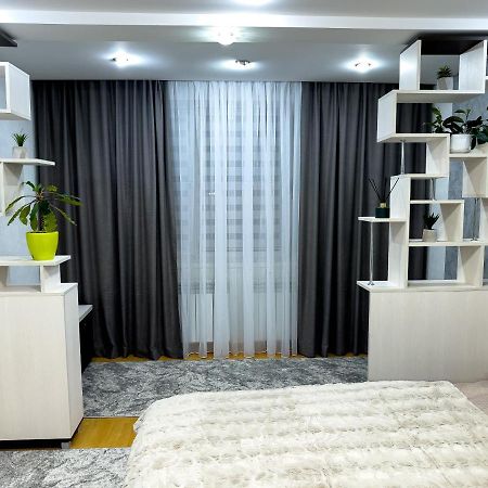 Grandstay Apartments คีชีเนา ภายนอก รูปภาพ
