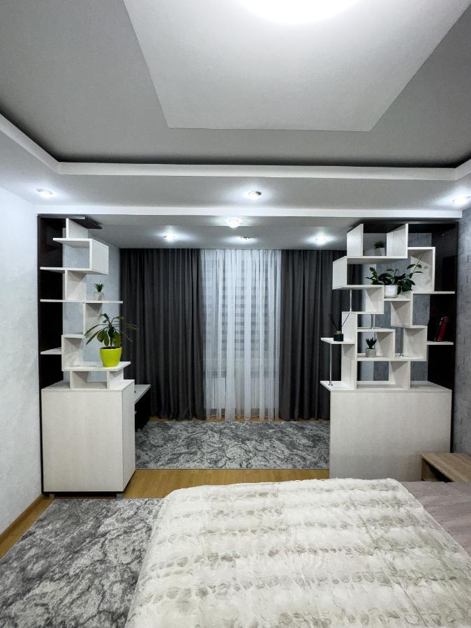 Grandstay Apartments คีชีเนา ภายนอก รูปภาพ