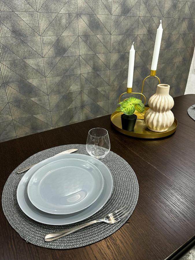 Grandstay Apartments คีชีเนา ภายนอก รูปภาพ